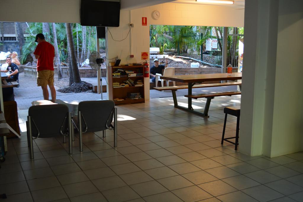 Frogs-Hollow Backpackers Darwin Esterno foto