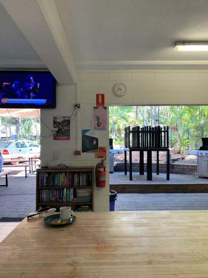 Frogs-Hollow Backpackers Darwin Esterno foto